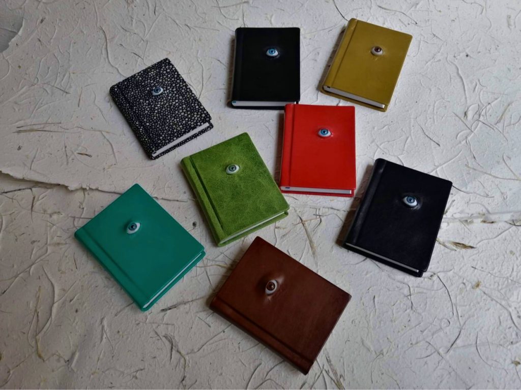 Libretas con ojito