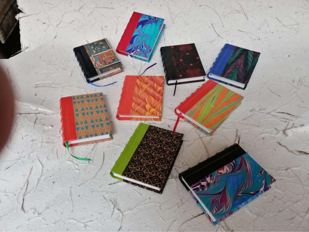 Libretas de Piel con Papel