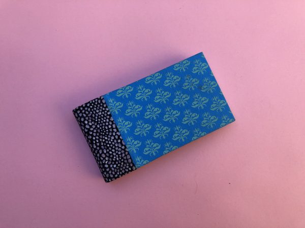 Libreta de piel con papel