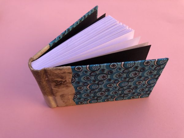 Libreta de piel con tela